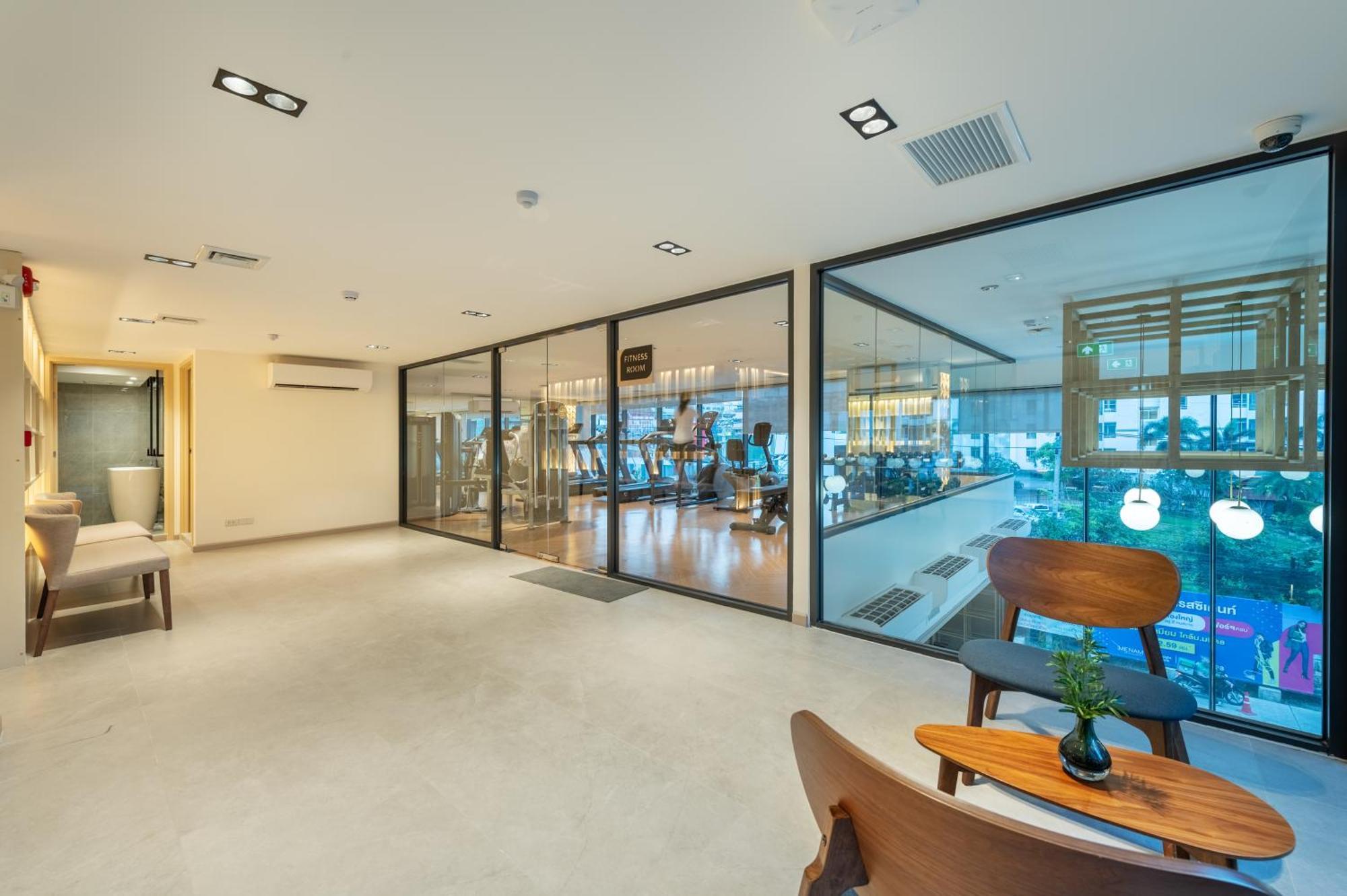 Salaya One Hotel & Service Apartment Bagian luar foto