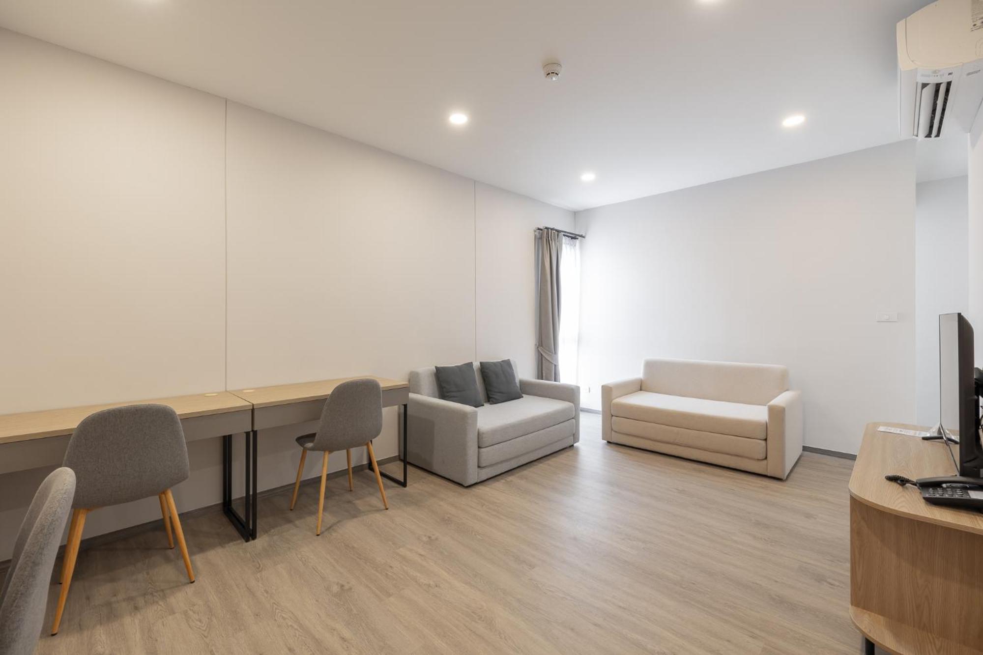 Salaya One Hotel & Service Apartment Bagian luar foto