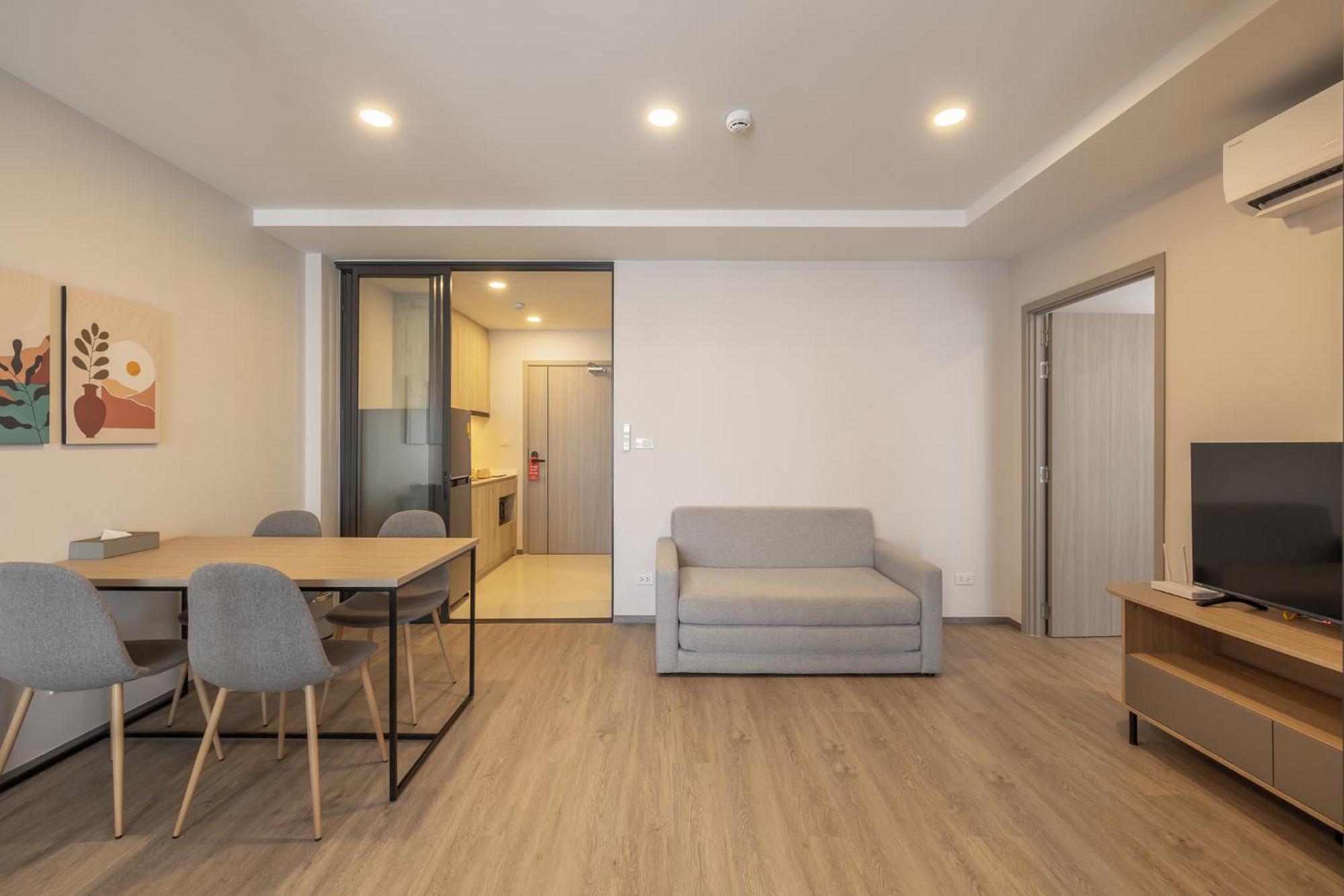 Salaya One Hotel & Service Apartment Bagian luar foto