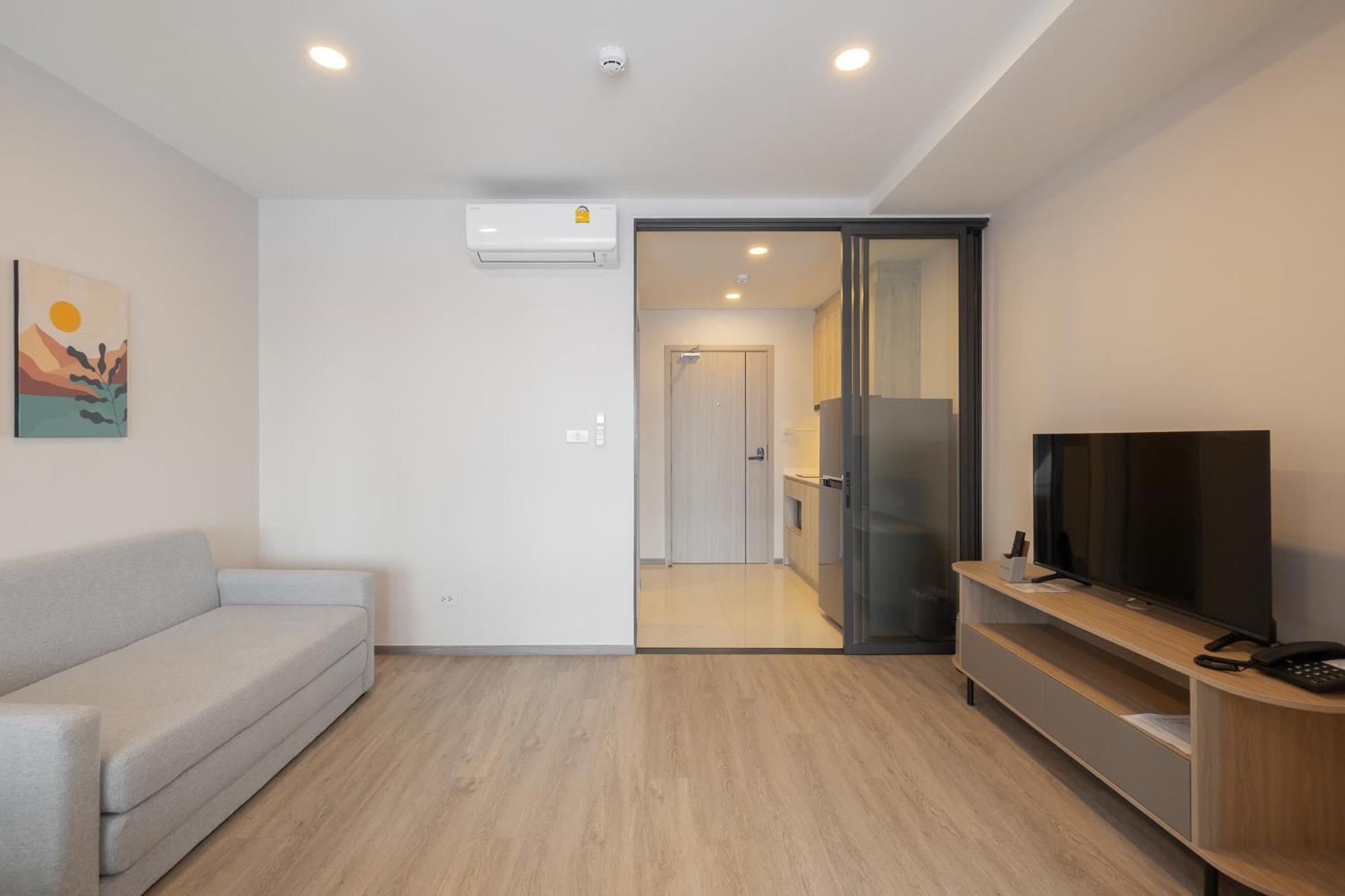 Salaya One Hotel & Service Apartment Bagian luar foto